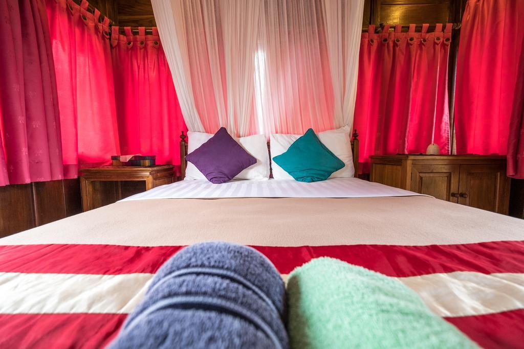 Easy Surf Dacha Hotel Canggu  Luaran gambar