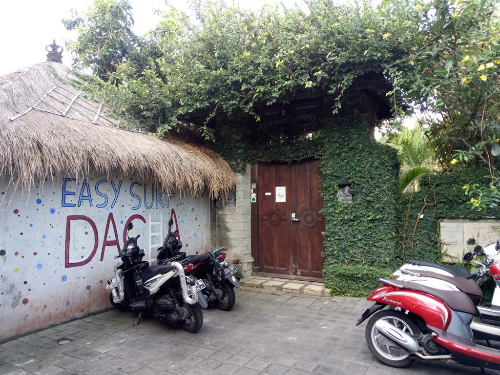 Easy Surf Dacha Hotel Canggu  Luaran gambar
